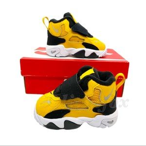 NEW! NIKE 4C
